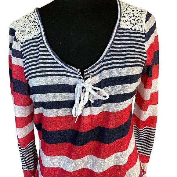JOE Boxer Woman's Knit Shirt Size XL Red White Blue Striped Lace Tie Front - Picture 2 of 15